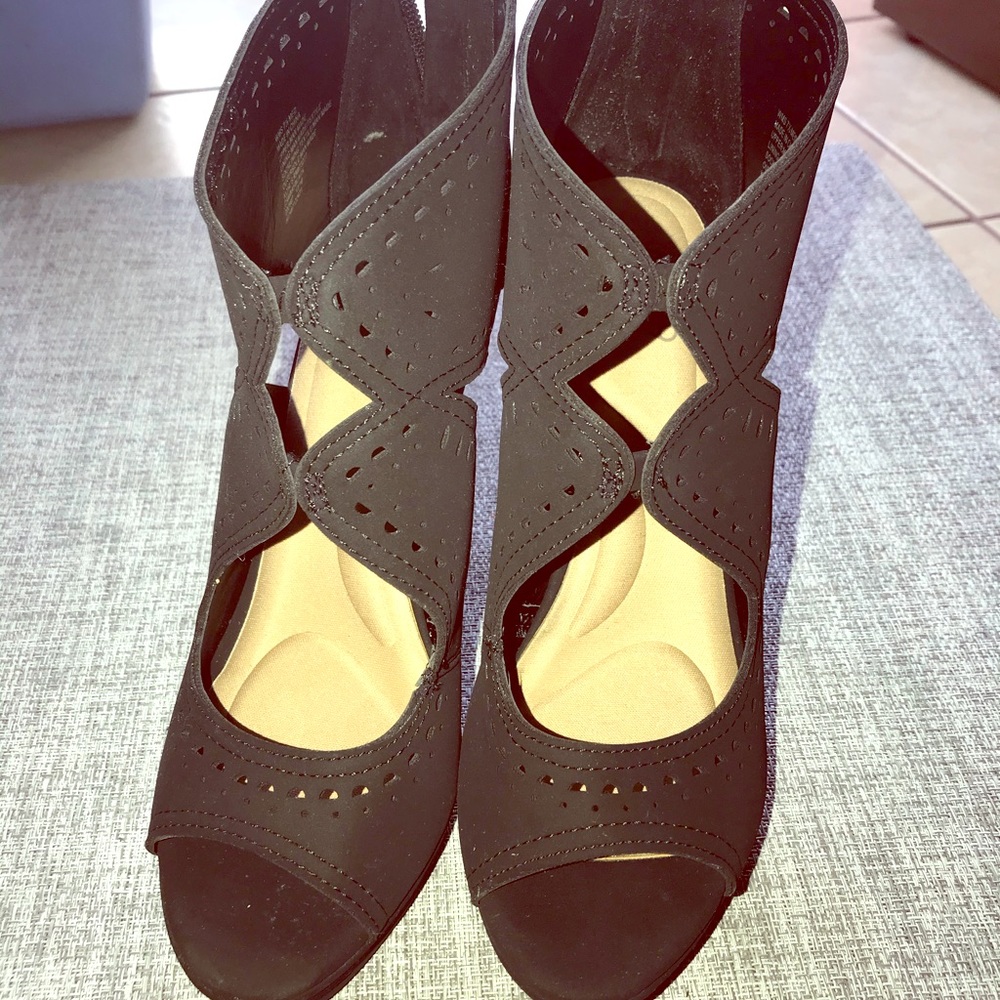 Apt.9 Heels
